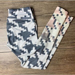 ALO Women's Yoga Leggings Green Gray Pink Ombre Pixel Stretch Waistband Pocket S